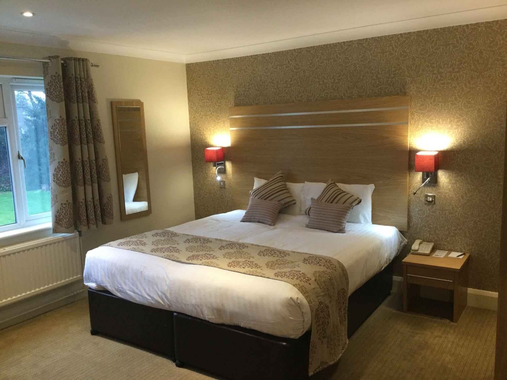 The Chase Hotel Ross-on-Wye ภายนอก รูปภาพ