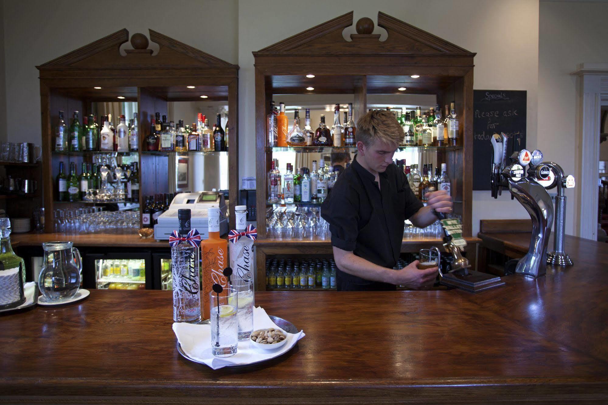 The Chase Hotel Ross-on-Wye ภายนอก รูปภาพ